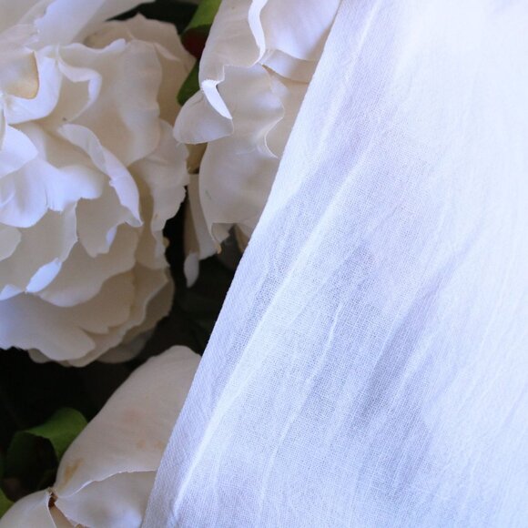 Vintage 1950s Tablecloth Or Kitchen Towel with Cross-stitch Teapot Embroidery - Picture 10 of 10